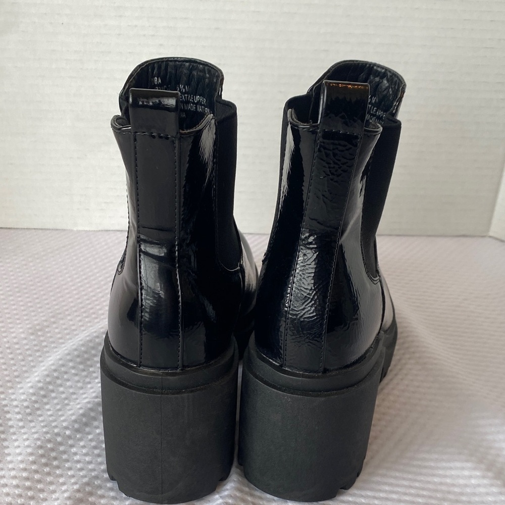 Diba Glossy Black Patent Leather Print Platform Heeled Boots Chelsea Sz 6.5 NWOT - Picture 9 of 14